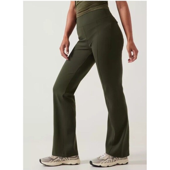 ATHLETA Delancey Straight Leg Pant Aspen Olive Green Athleisure Travel Sz  XS TP - Picture 1 of 11